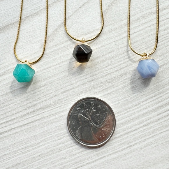 Natural Crystal Pendant Necklace Set (3 necklaces included), Jewelry Gift Set - Picture 9 of 9